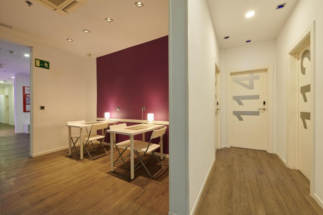 Hostal Mayerling Centro Barcelona Buitenkant foto